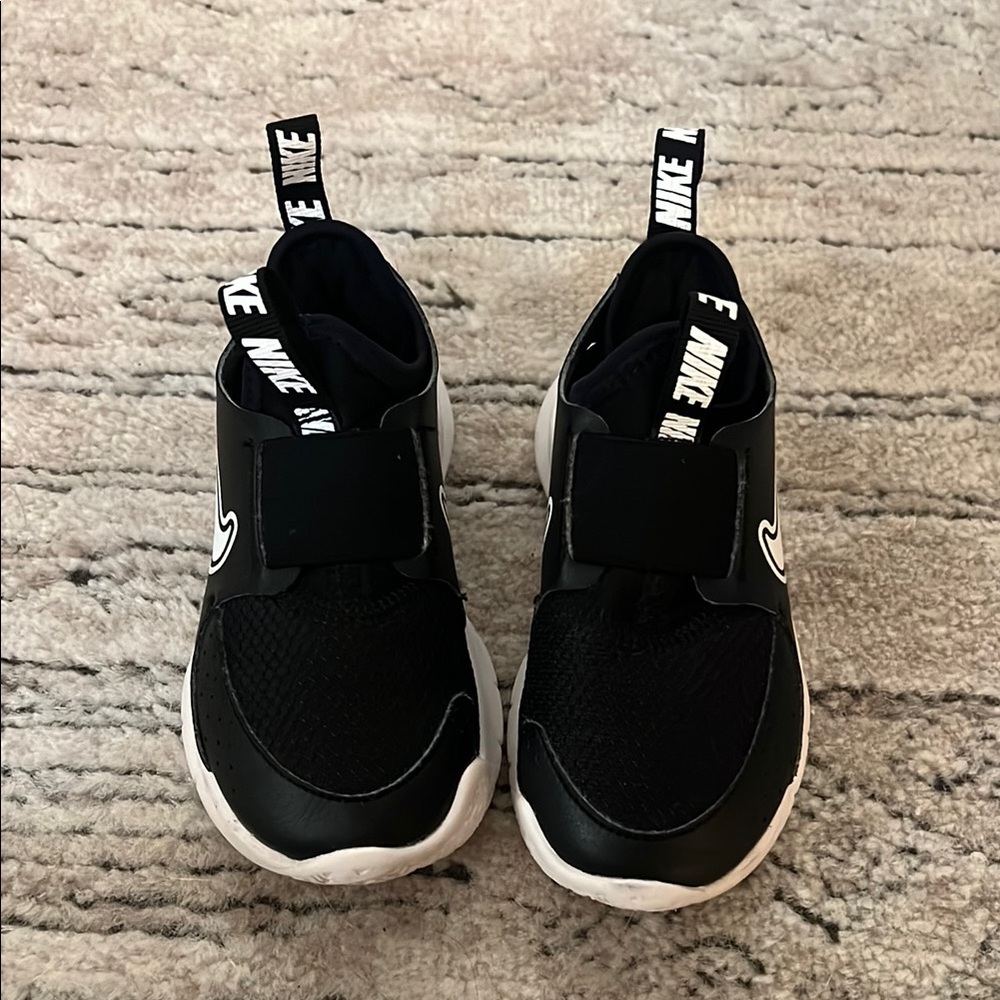 Nike Kids' Preschool Flex Runner 3 Shoes